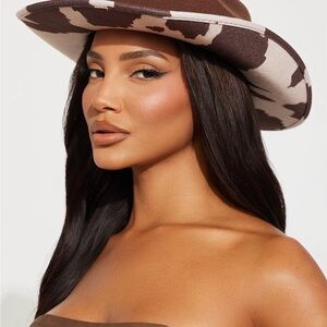 Fashion Nova Chocolate and Cream Cowgirl Hat